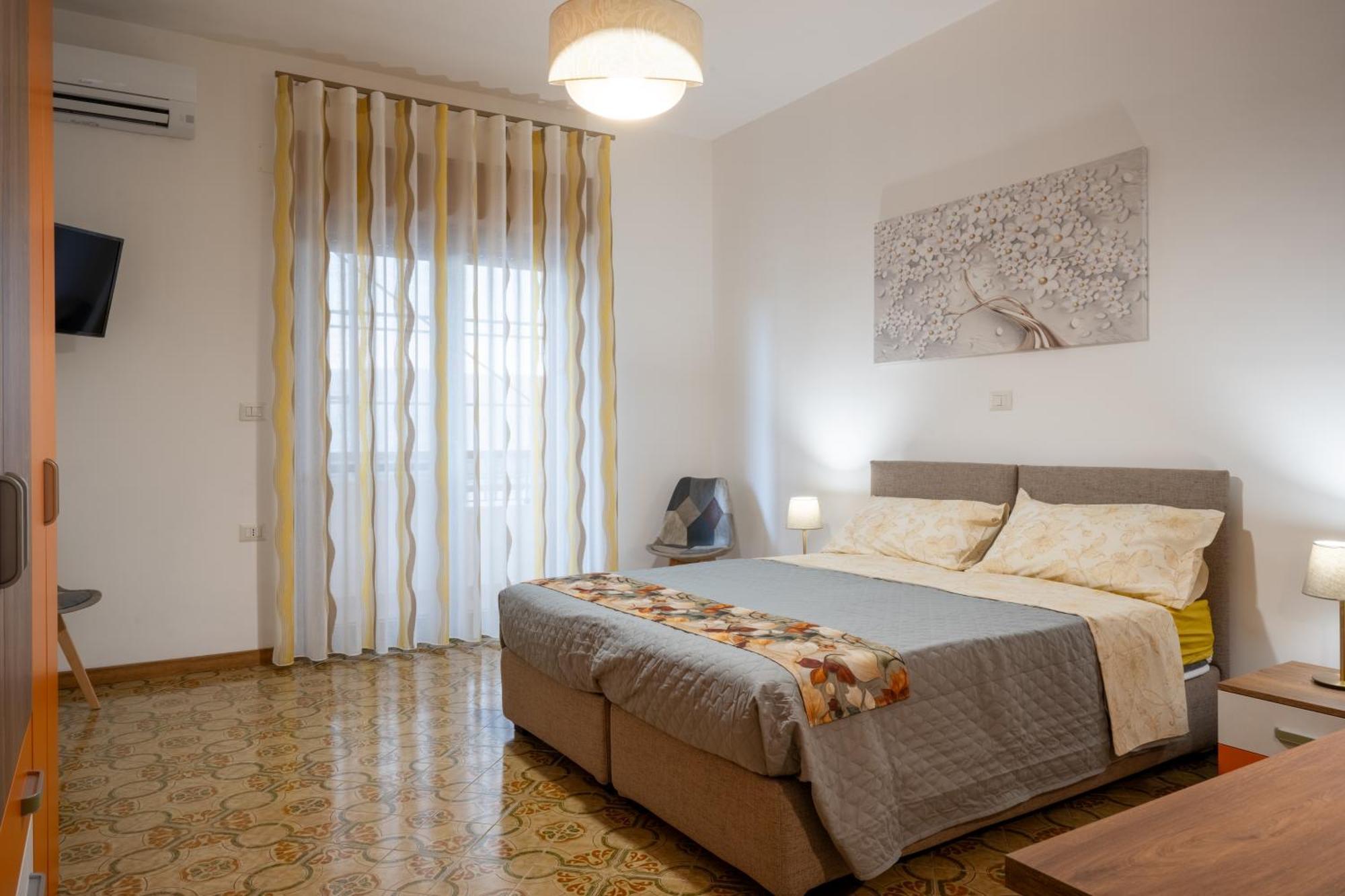 B&B Benvenuti Al Centro Caserte Extérieur photo