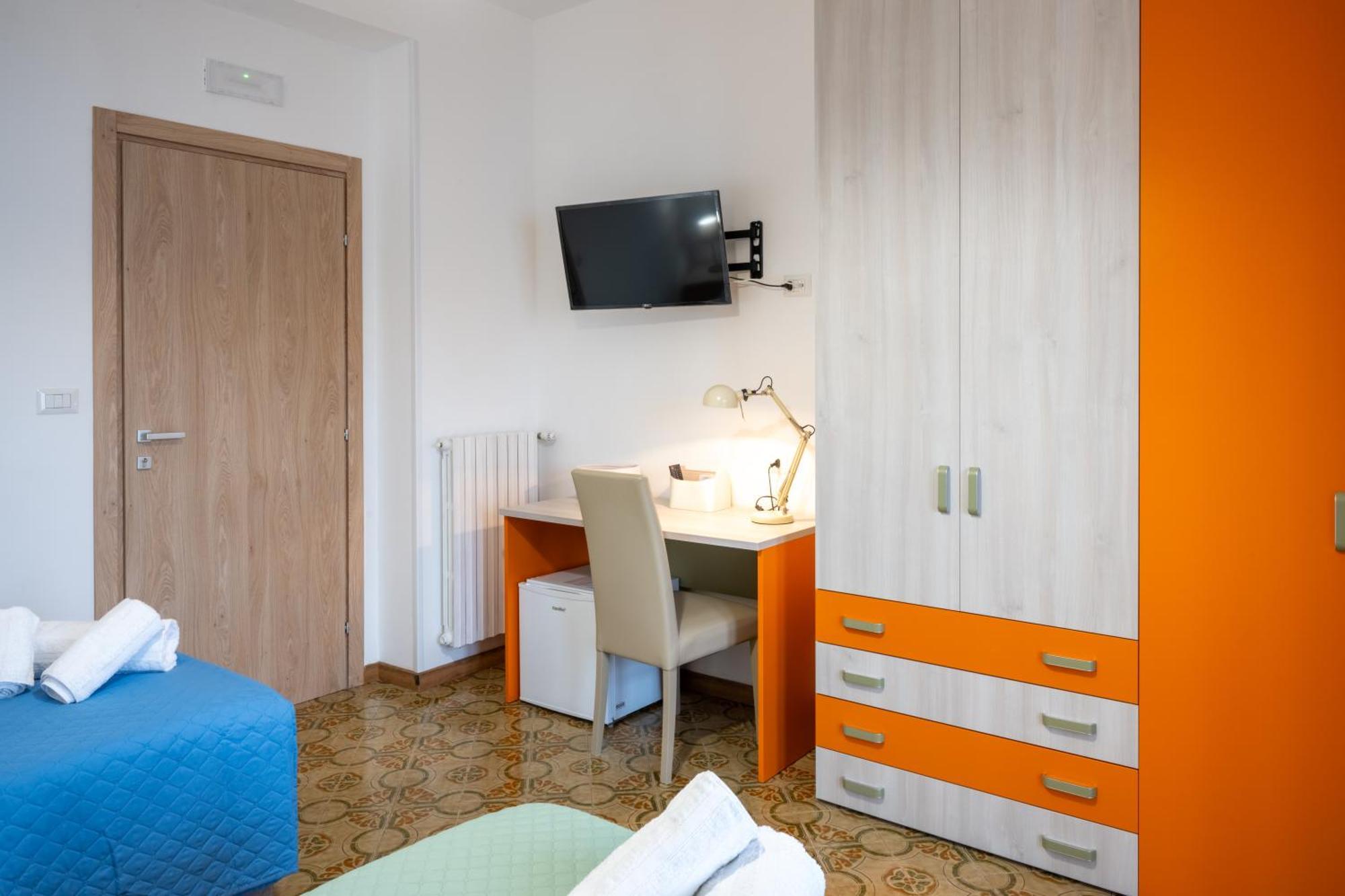 B&B Benvenuti Al Centro Caserte Extérieur photo